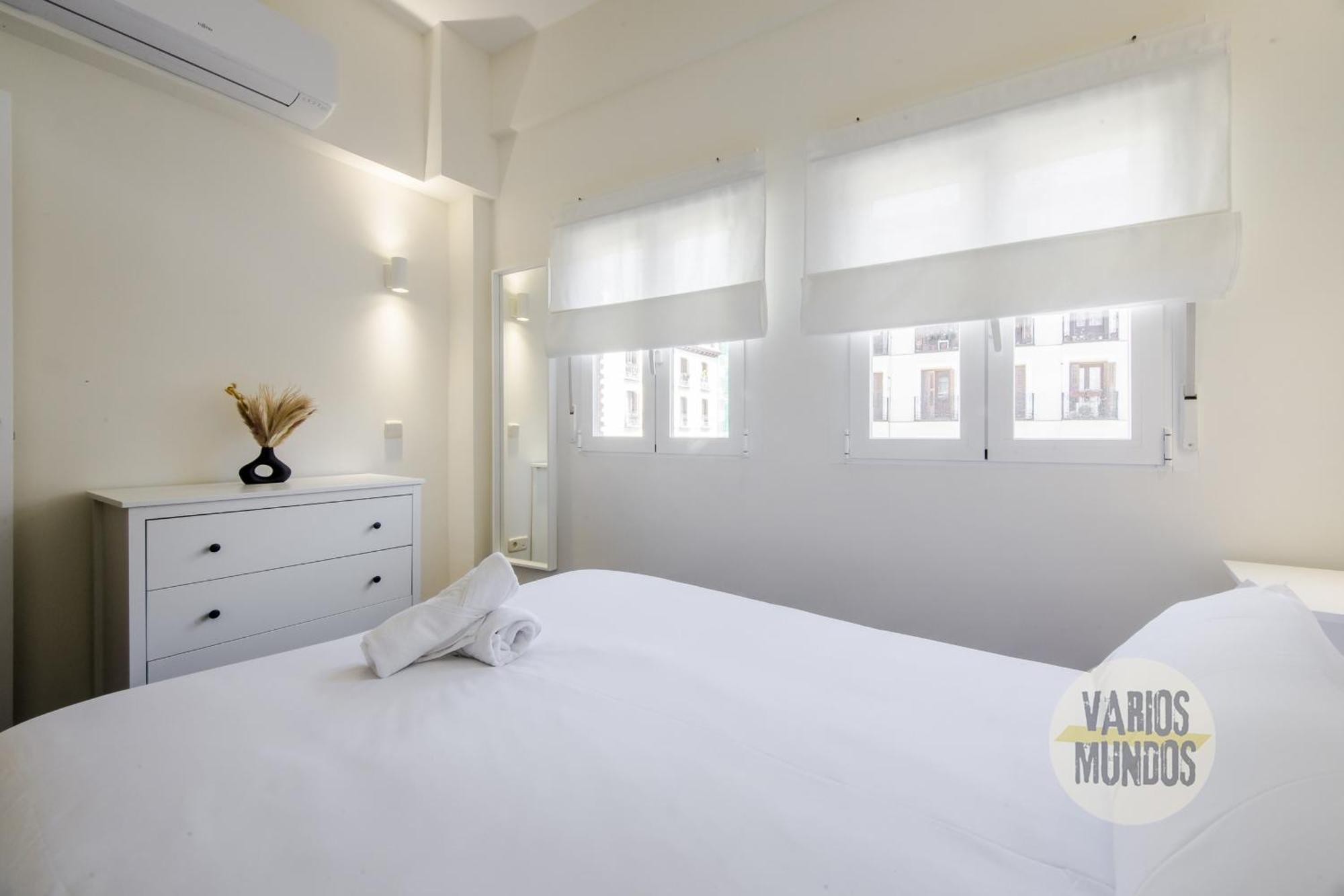 Confortable Apt Para 3 Pax A 1 Min De Gran Via Madrid Extérieur photo