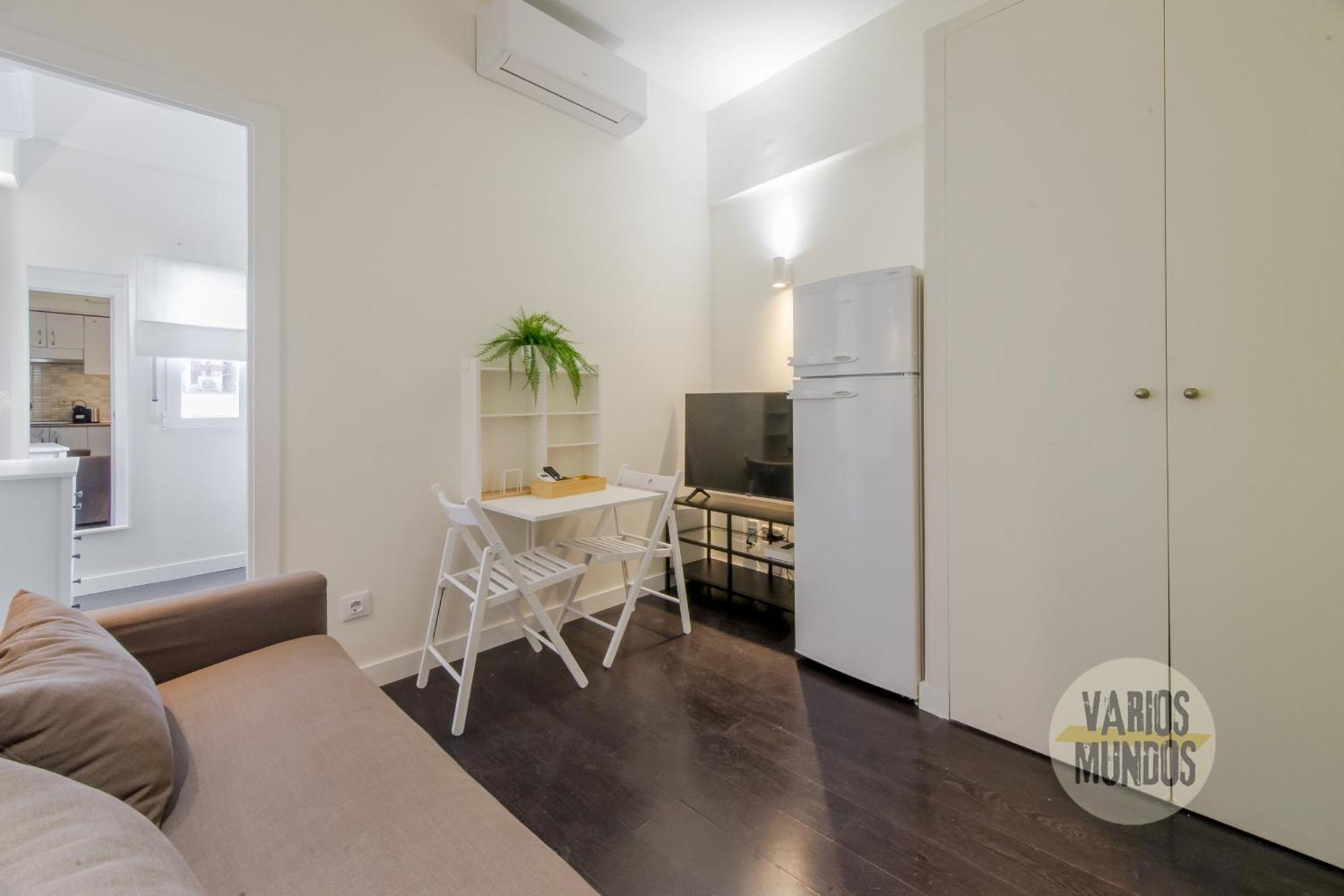 Confortable Apt Para 3 Pax A 1 Min De Gran Via Madrid Extérieur photo