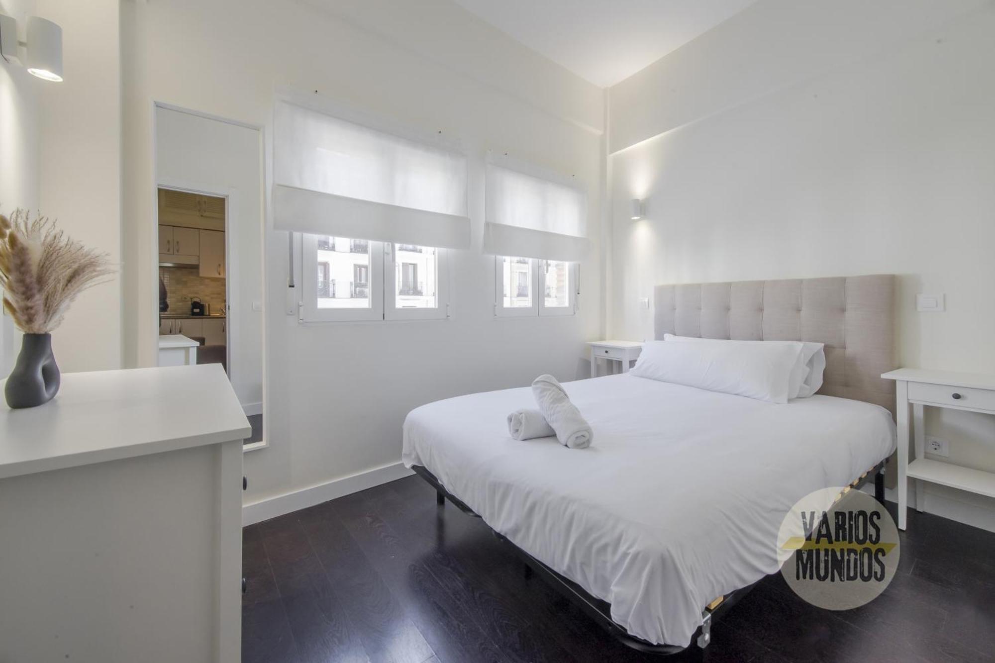 Confortable Apt Para 3 Pax A 1 Min De Gran Via Madrid Extérieur photo